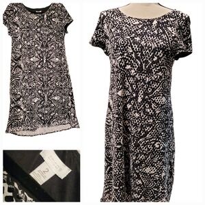 Chicos Midi Shirt Dress Size medium 2 neutral Knit Curvy Scalloped Lace Business